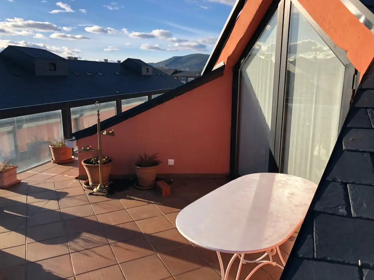 Terrasse von Dachboden zum Verkauf in Bembibre mit Klimaanlage, Heizung und Parkett