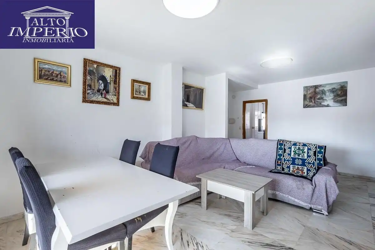 Sala d'estar de Pis en venda en Casco Histórico