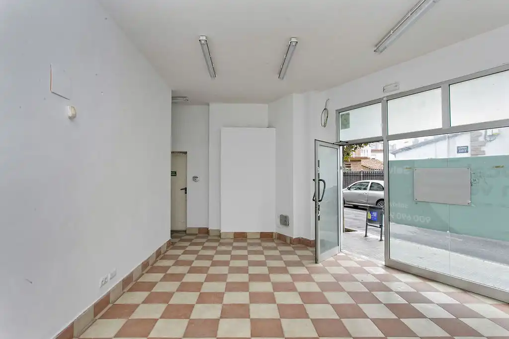Locale commerciale in vendita a C/ Anoia, imagen 10