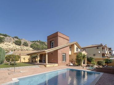 Villa avec piscine à vendre à Calle Olivo