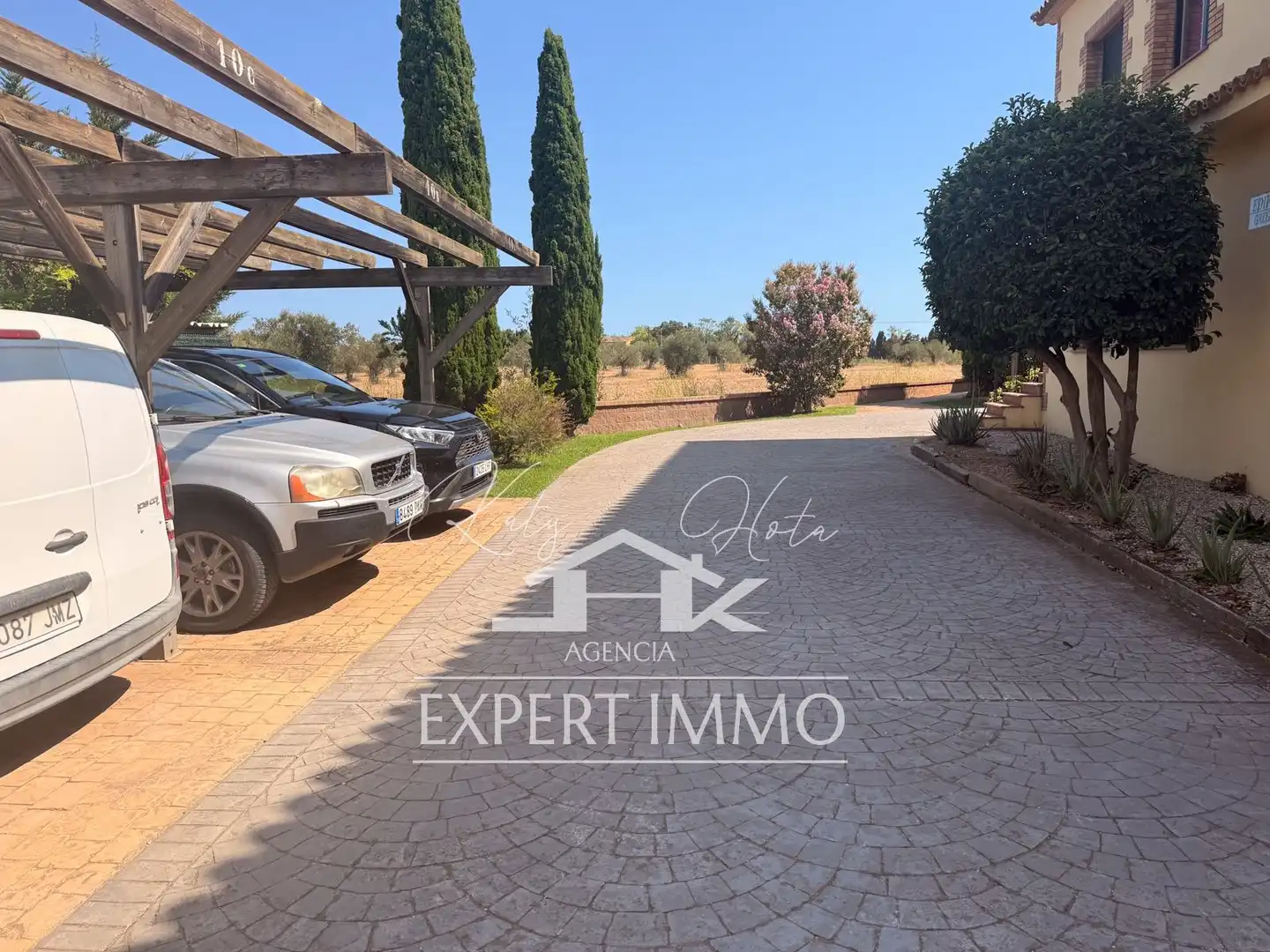Vista exterior de Apartamento en venta en Torroella de Fluvià con Aire acondicionado, Calefacción y Terraza