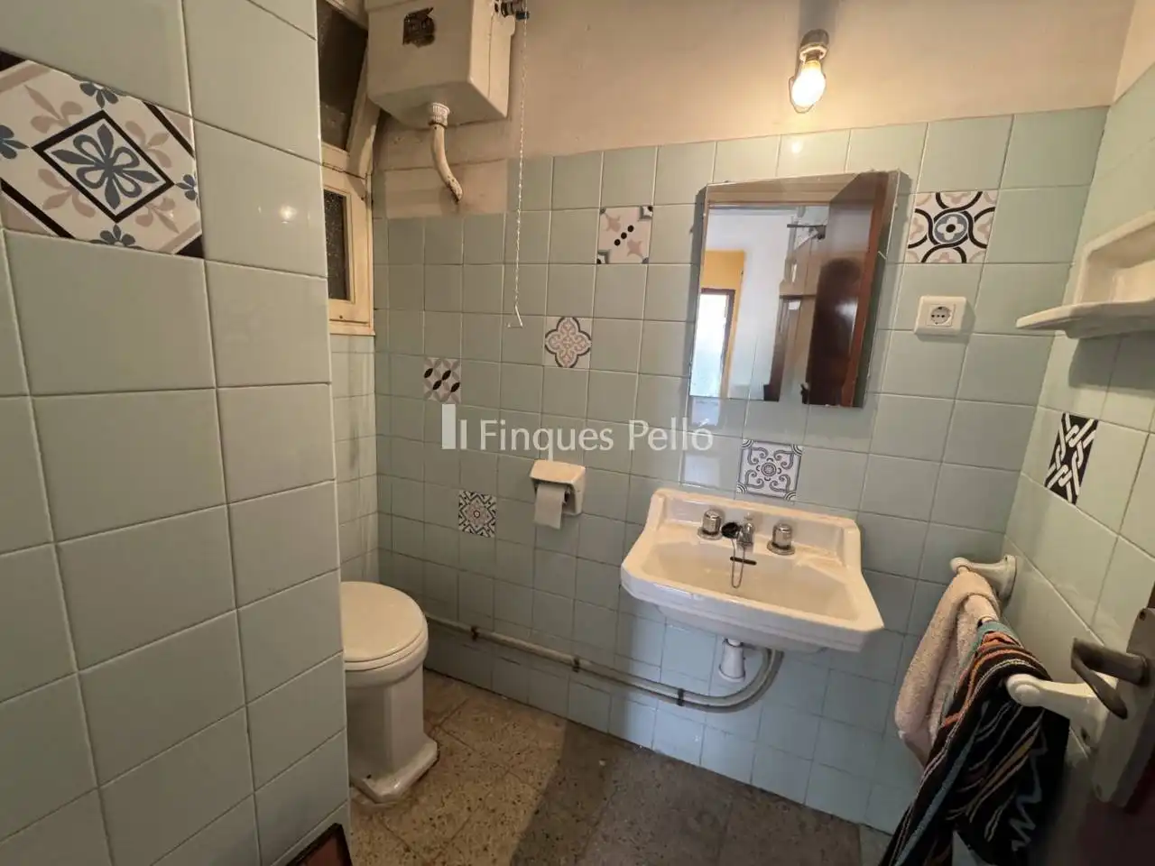 Bathroom of Commercial properties for sale in Sant Feliu de Guíxols