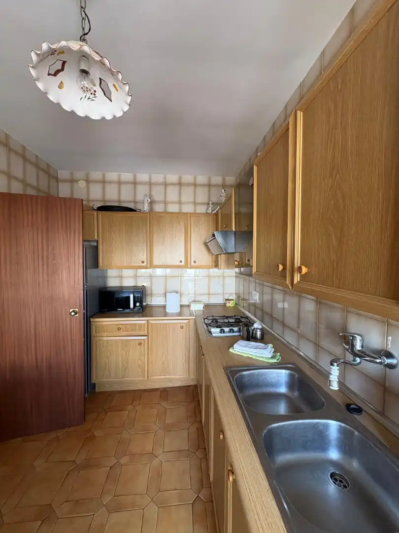 Cocina de Casa adosada de alquiler en Cubelles con Amueblado, Horno y Lavadora