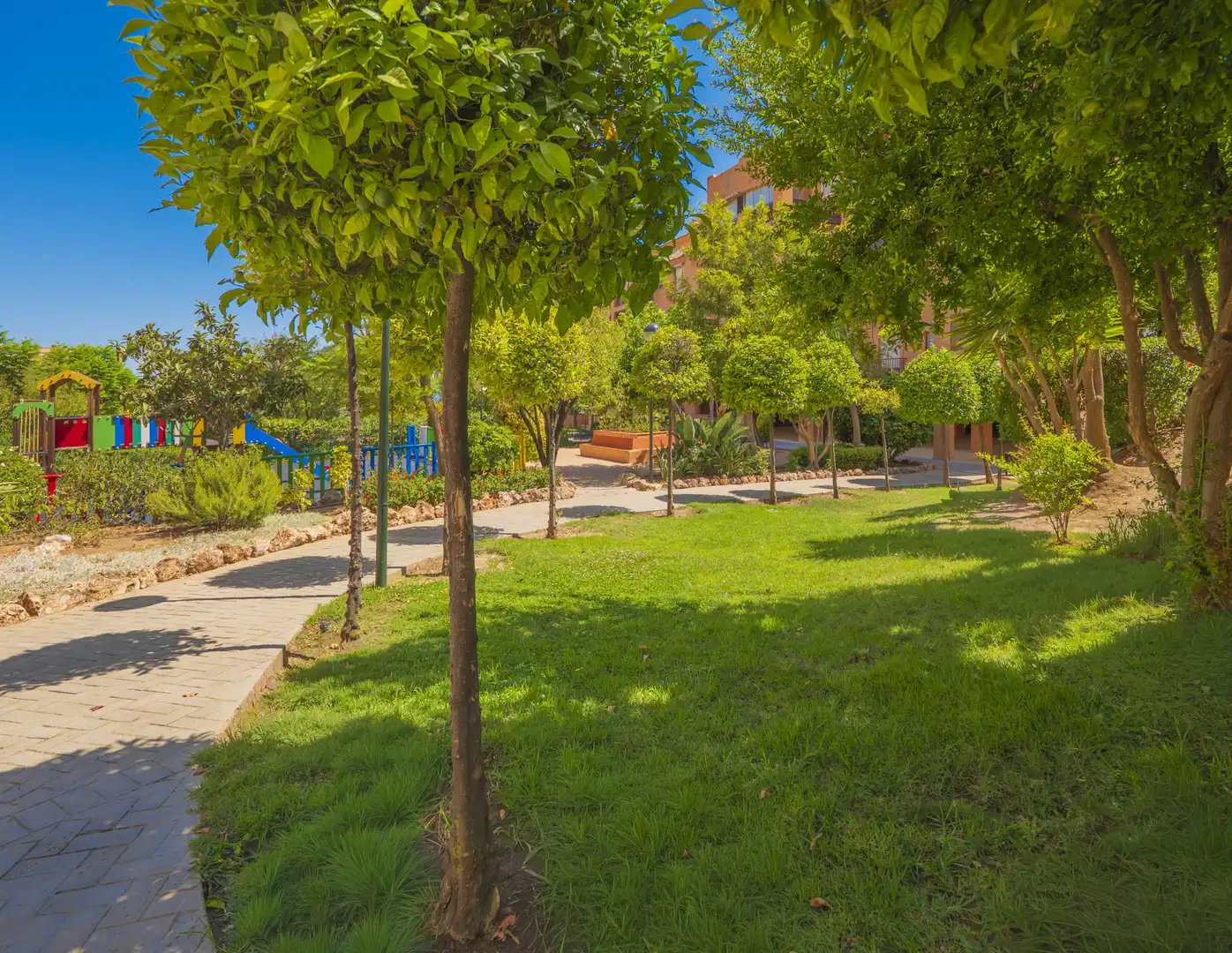 Jardí de Pis en venda en Torremolinos amb Aire condicionat, Calefacció i Terrassa
