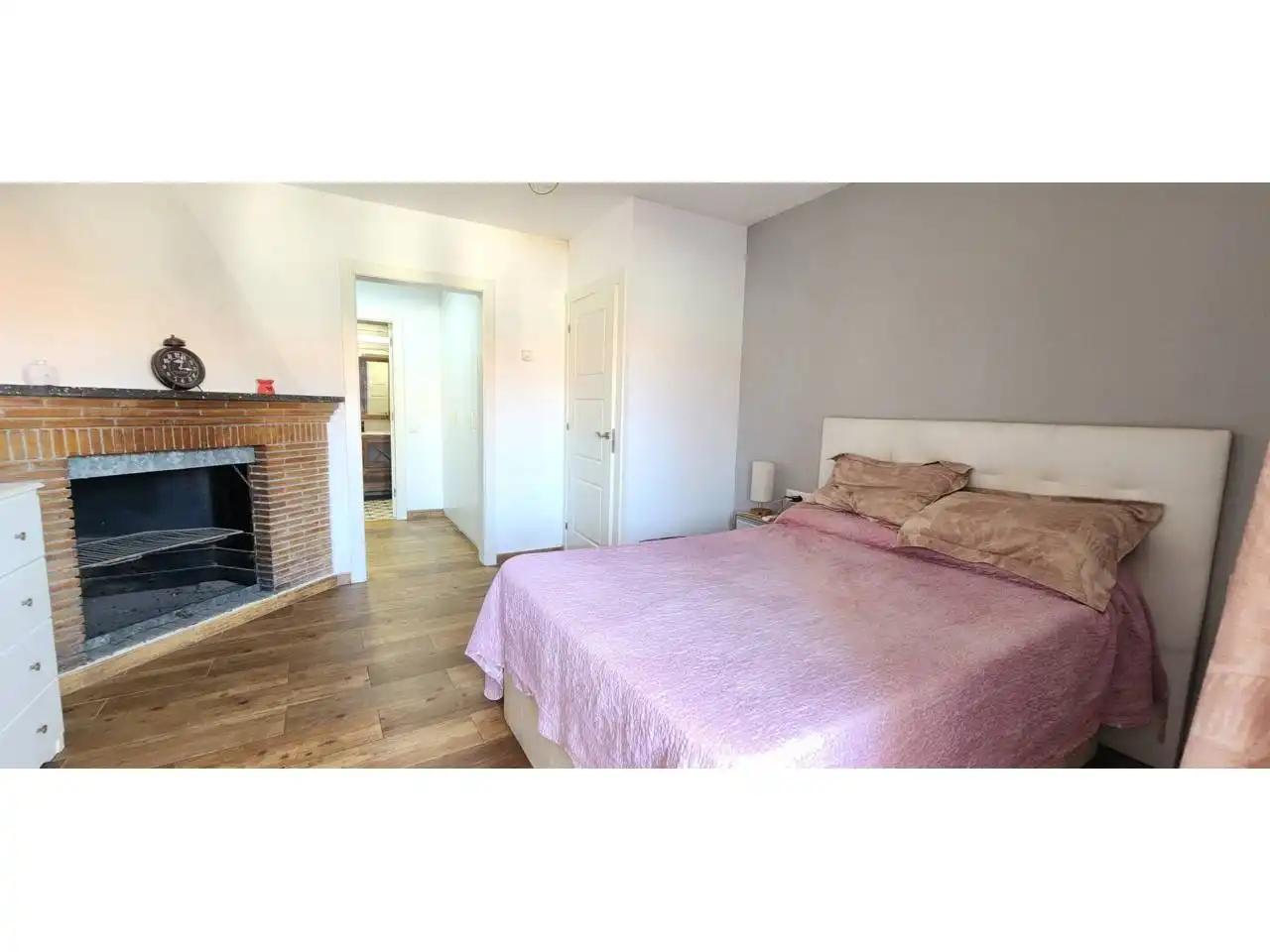 Dormitori de Casa o xalet en venda en Rubí amb Aire condicionat, Calefacció i Terrassa