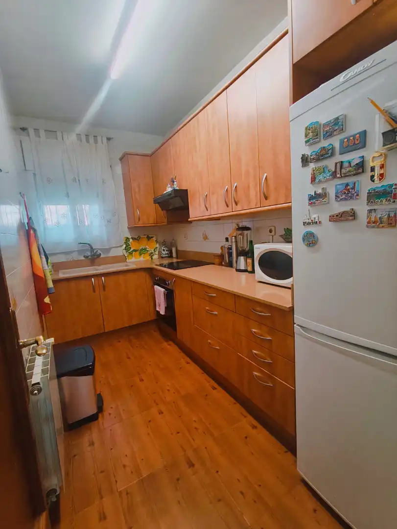 Cocina de Casa o chalet en venta en Sant Esteve Sesrovires con Aire acondicionado, Calefacción y Jardín privado