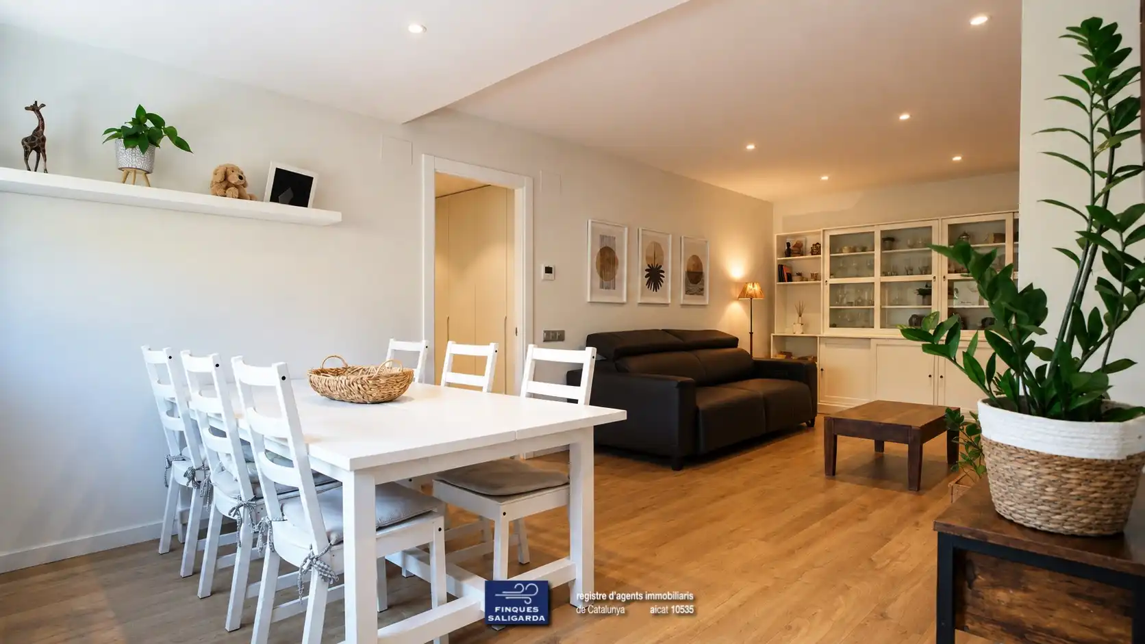 Sala de estar de Piso en venta en La Garriga con Aire acondicionado, Calefacción y Jardín privado