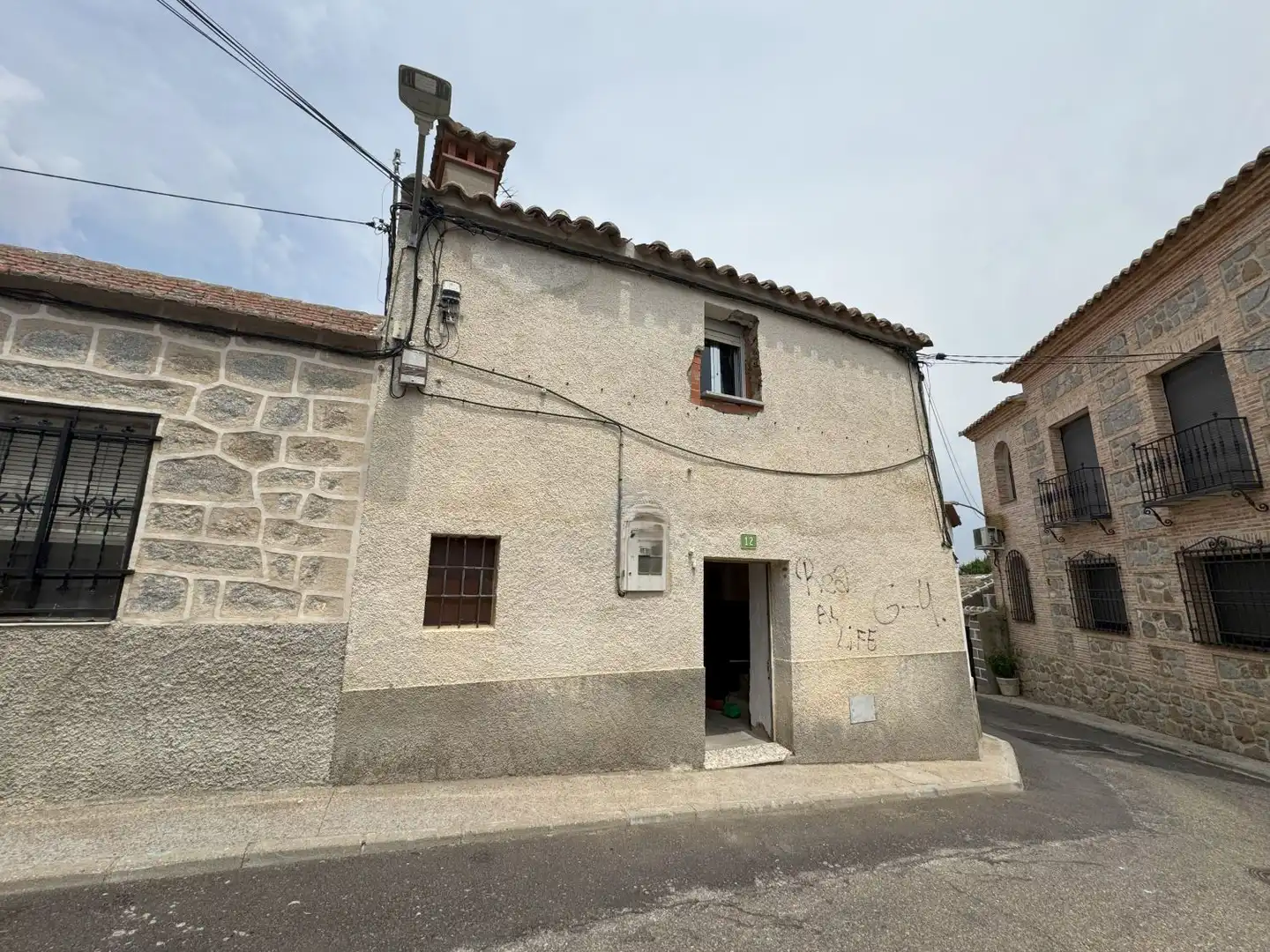 Vista exterior de Casa o chalet en venta en Las Ventas Con Peña Aguilera
