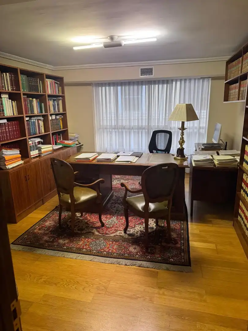 Office space with lift for sale in Calle de Menéndez Pelayo, imagen 3