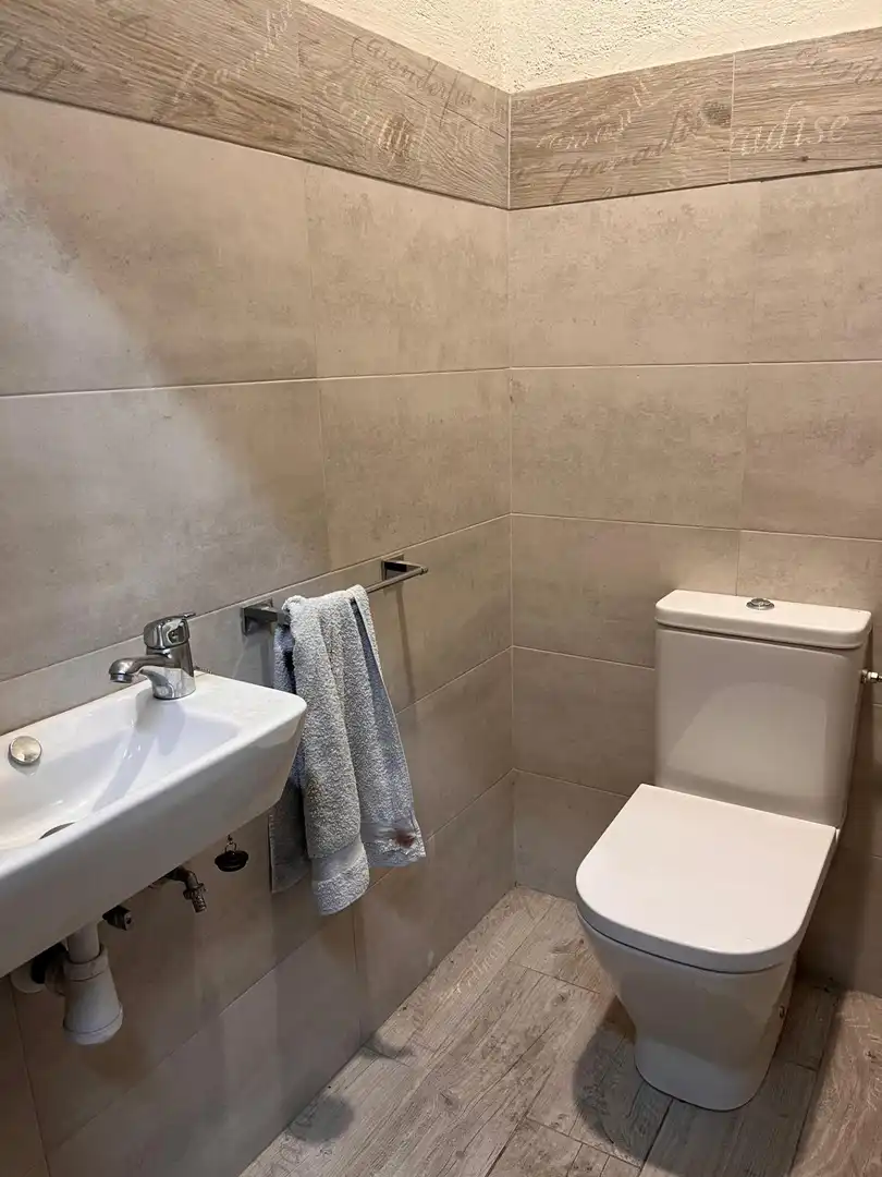 Baño de Local de alquiler en Basauri 