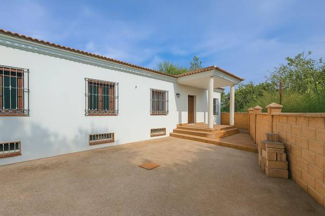 Casa-chalet en Venta en Pizarra