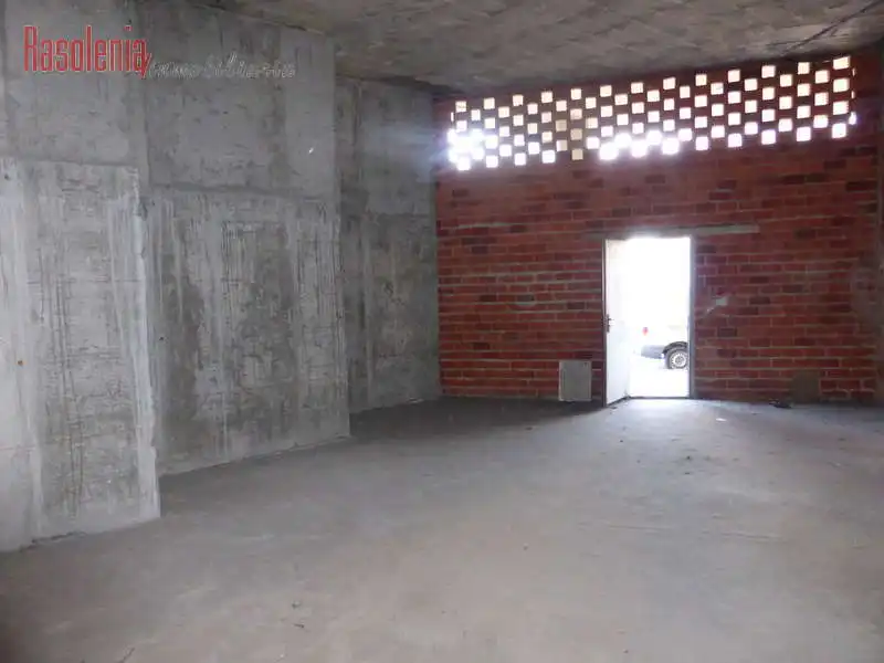 Business premises for sale in Miguel González Garcés 57, imagen 5
