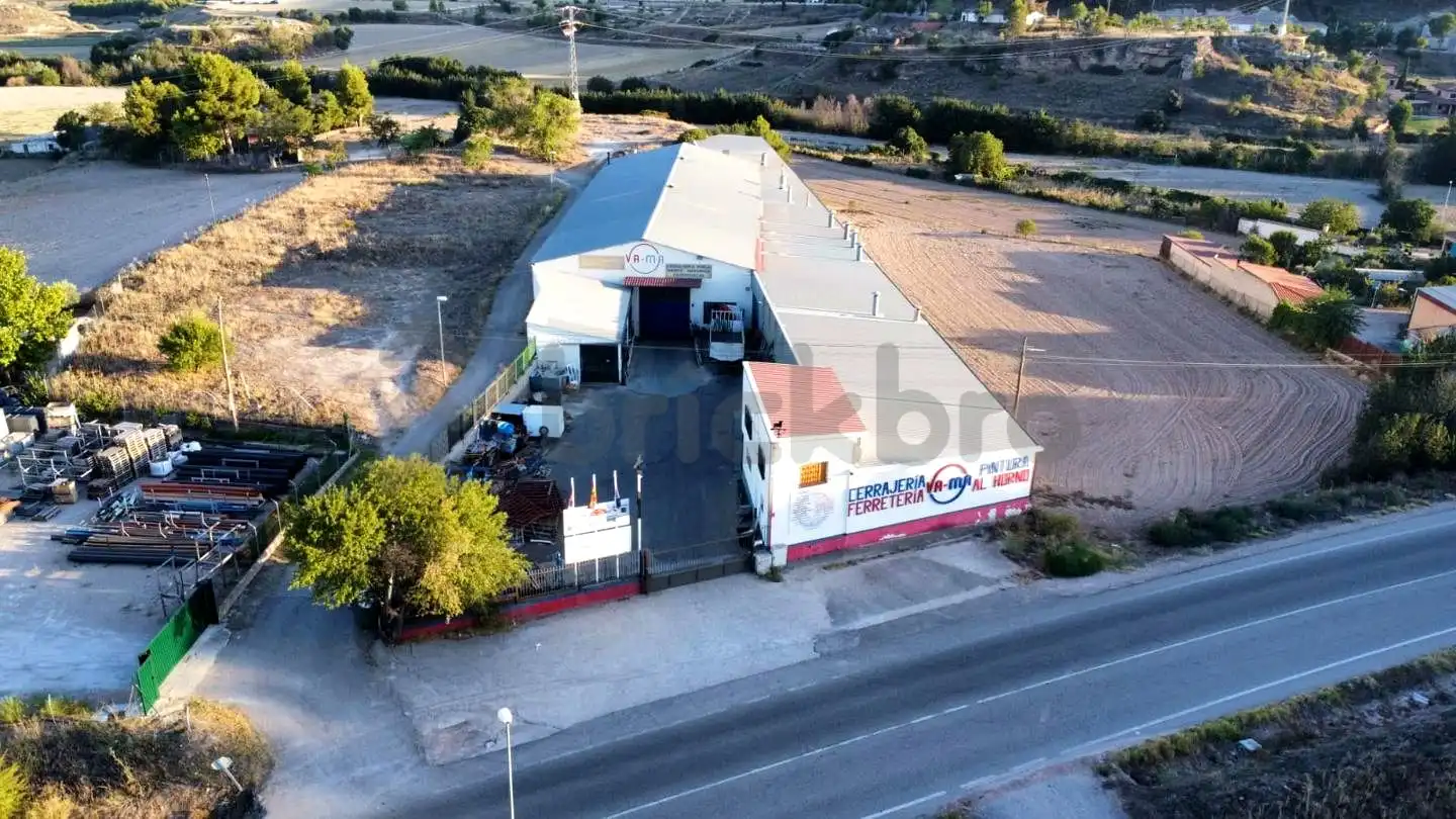 Vista exterior de Nau industrial en venda en Almoguera