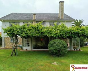 Jardí de Casa o xalet en venda en Ares