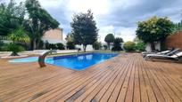 Swimming pool of House or chalet for sale in Torredembarra  with Air Conditioner, Heating and Private garden