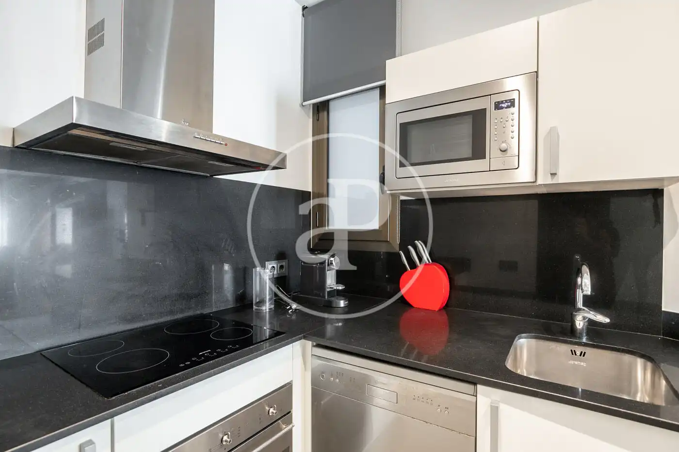 Cocina de Piso de alquiler en Barcelona con Aire acondicionado, Calefacción y Terraza