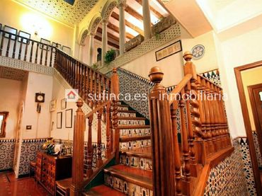 House with garden for sale in Eixample