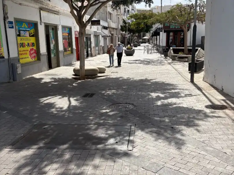 Vista exterior de Oficina de lloguer en Arrecife
