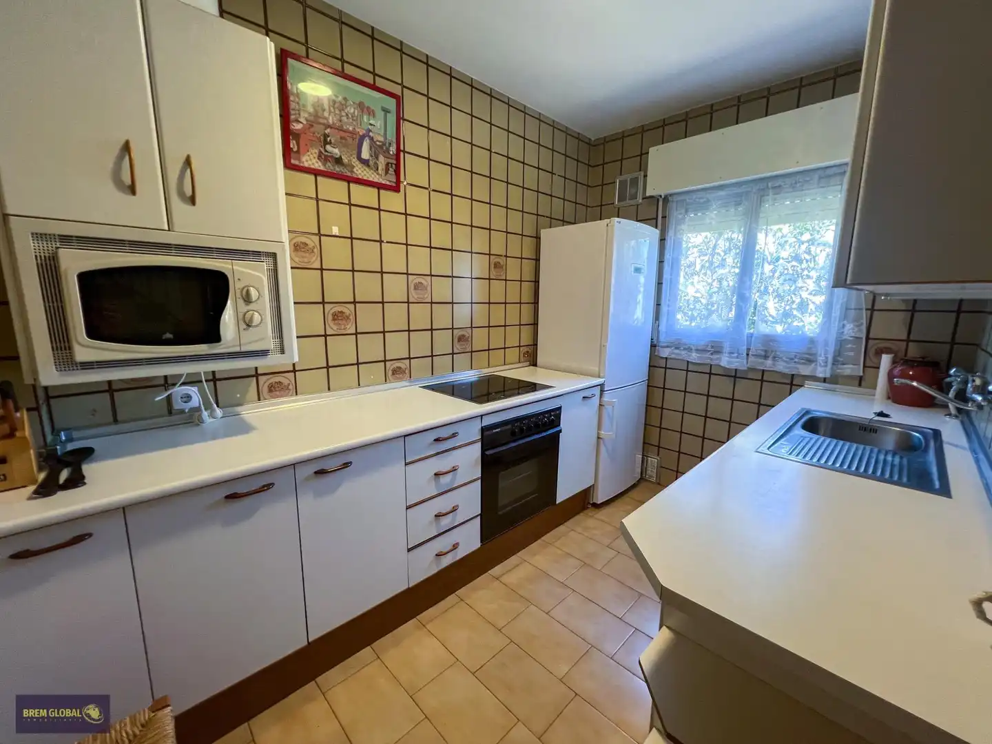 Kitchen of Detached homes for sale in La Cabrera  with Private garden and Community pool