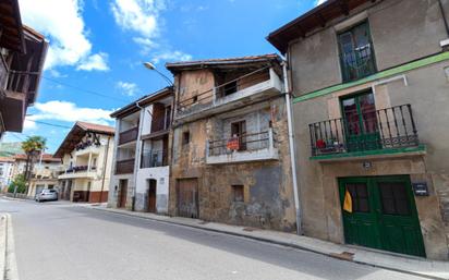 Vista exterior de Casa adosada en venda en Trucios-Turtzioz amb Terrassa