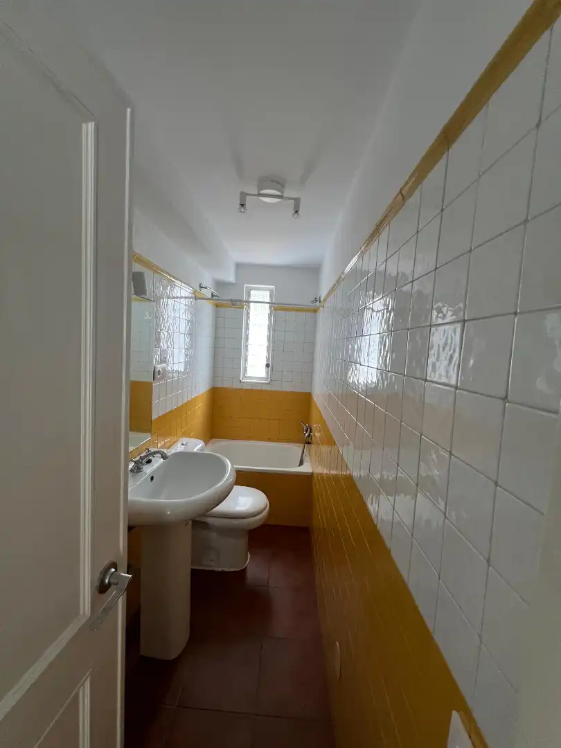 Badezimmer von Haus oder Chalet zur Miete in Sevilla mit Klimaanlage, Heizung und Privatgarten