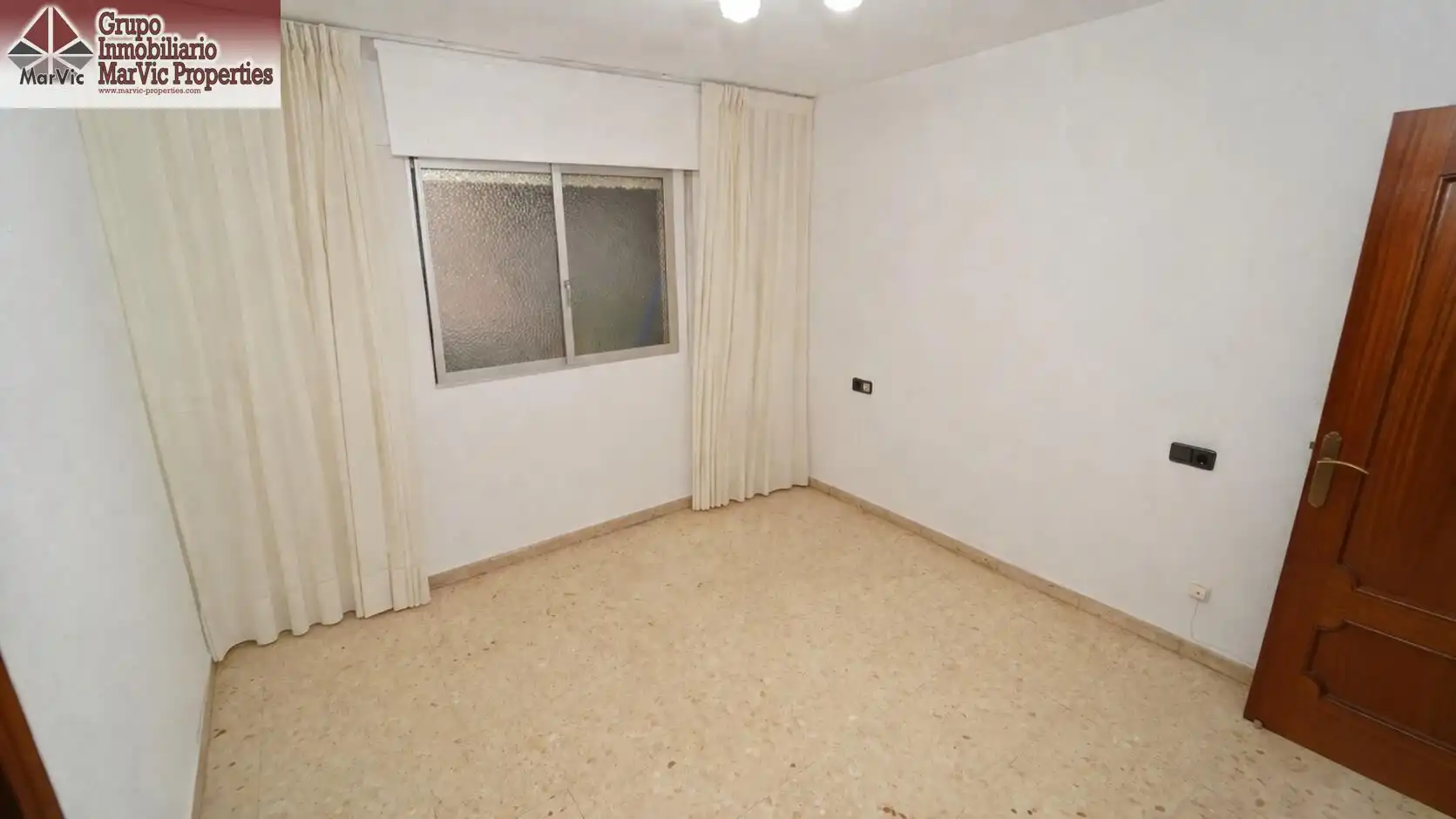 Habitación de Piso en venta en Benidorm con Terraza y Amueblado