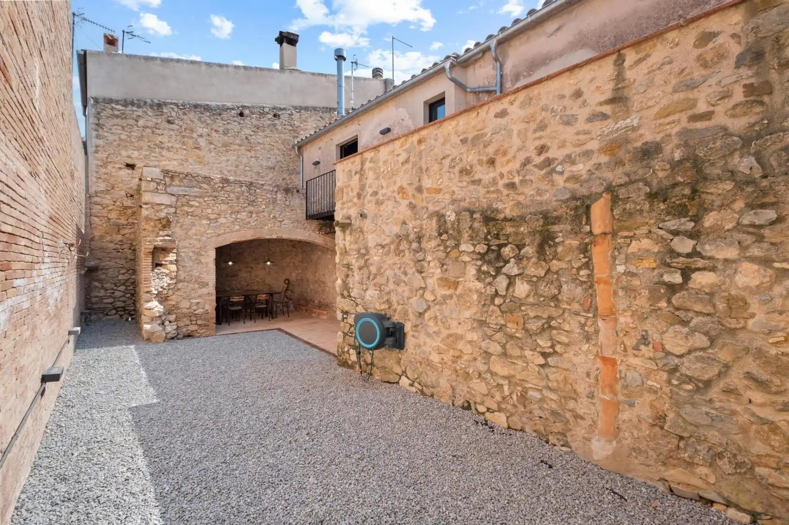 Vista exterior de Casa o xalet en venda en Terrades amb Terrassa