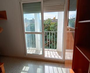 Dormitori de Apartament en venda en Algeciras amb Terrassa, Traster i Balcó