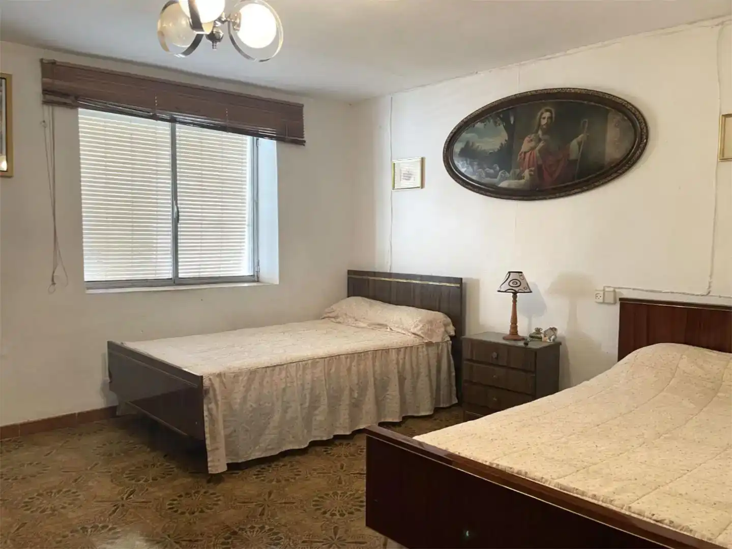 Bedroom of Detached homes for sale in Planes