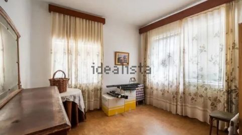 Foto 4 de Casa adosada en venta en Calle Ronda de la Iglesia, 1, El Tiemblo , Ávila