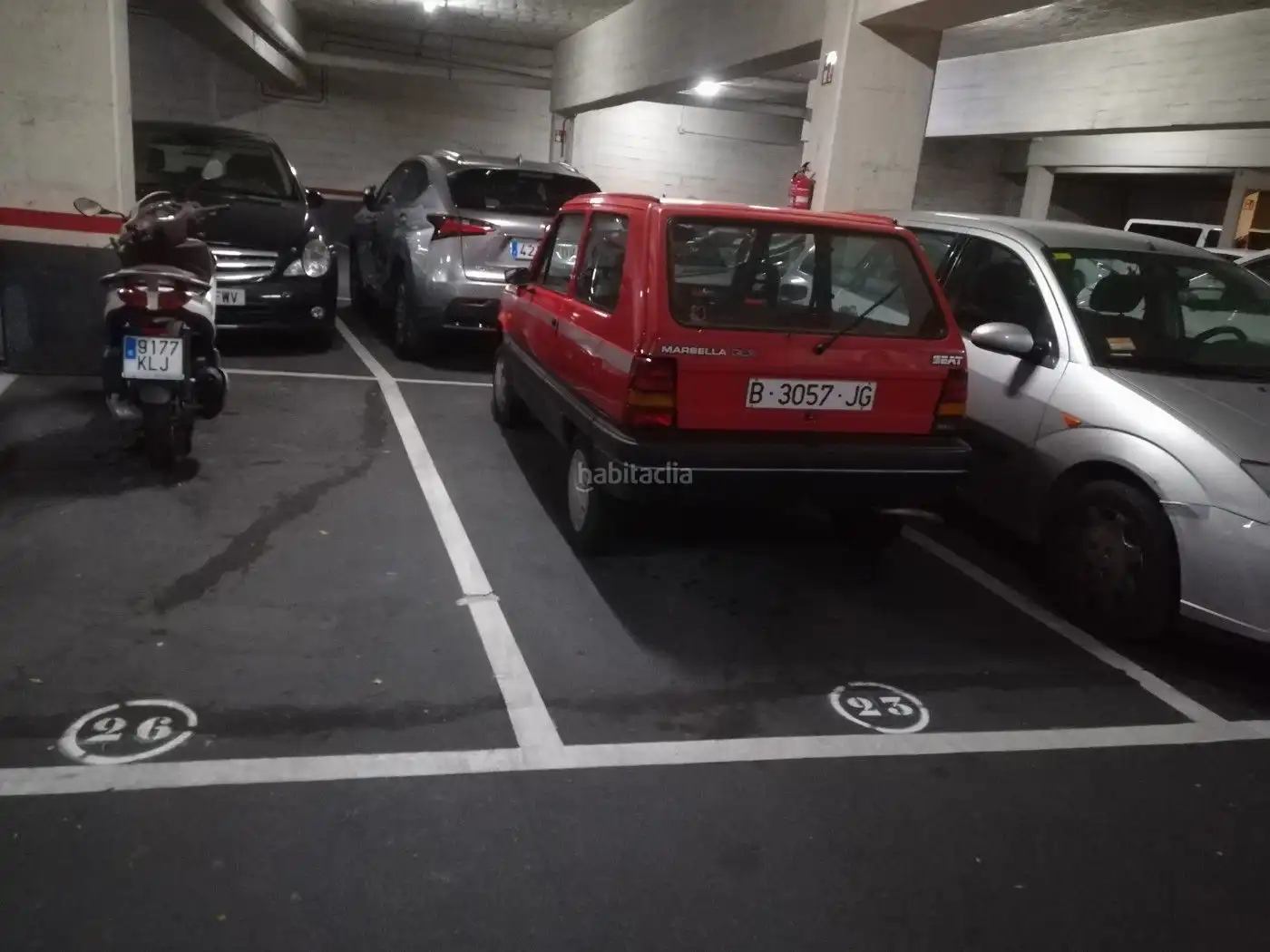 Einzelparkplatz zur Miete in Carrer de la Torre 5, imagen 2