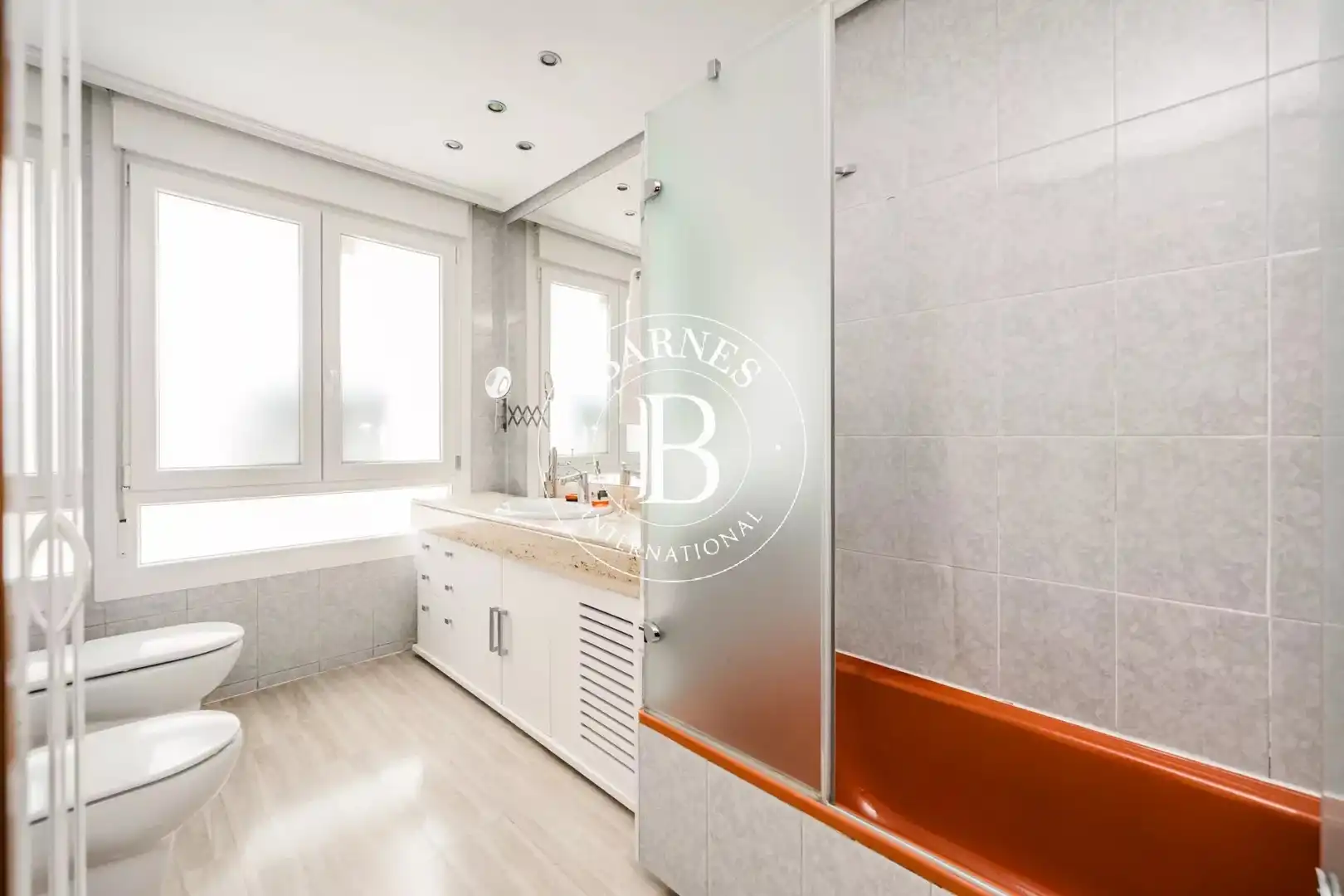 Baño de Piso en venta en Madrid con Calefacción