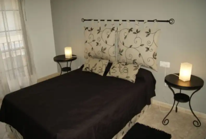 Bedroom of Apartments for rent in Almendralejo  with Air Conditioner, Furnished and Oven