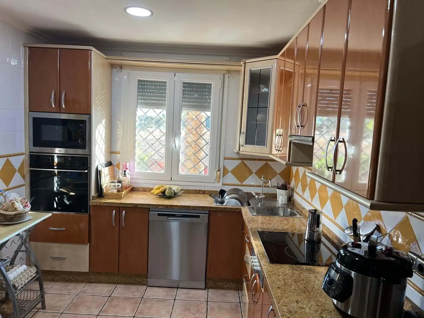 Cuina de Casa adosada en venda en Córdoba