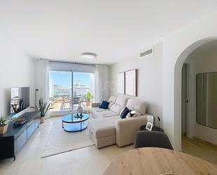 Sala d'estar de Pis de lloguer en Benalmádena amb Aire condicionat, Calefacció i Terrassa