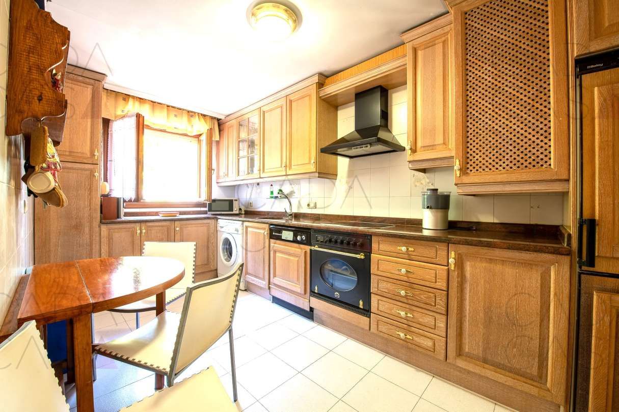 Single-family semi-detached for sale in Barrio el Puerto, Marina de Cudeyo