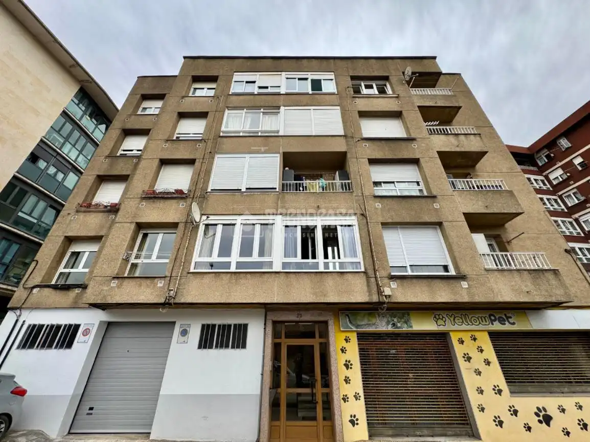 Außenansicht von Wohnung zur Miete in El Astillero   mit Heizung und Parkett