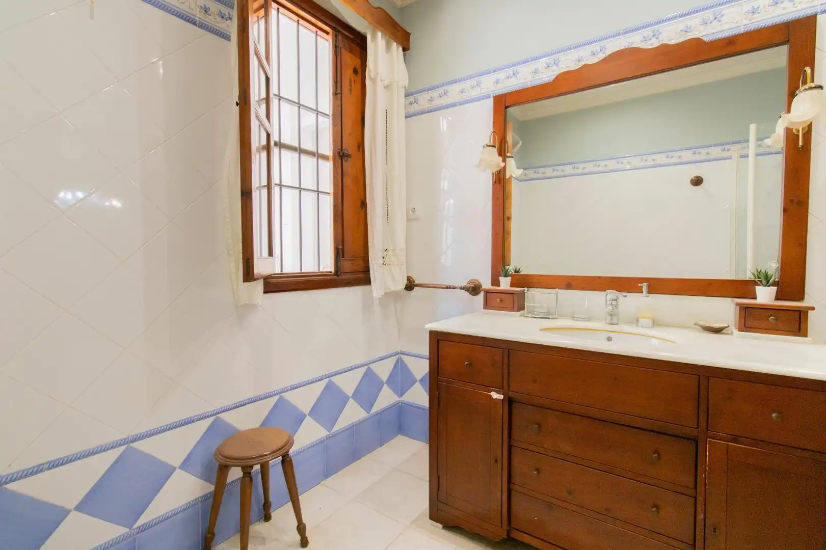 Bathroom of Country homes for sale in Rafelbuñol / Rafelbunyol  with Air Conditioner, Terrace and Furnished