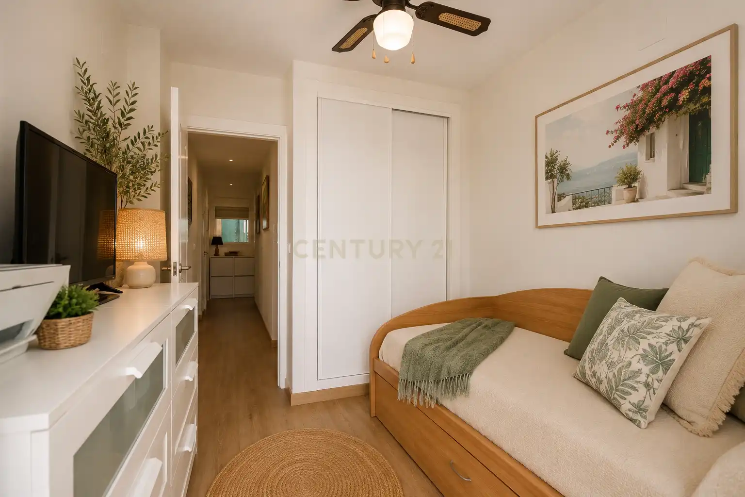 Habitación de Apartamento en venta en Mutxamel con Aire acondicionado, Trastero y Piscina