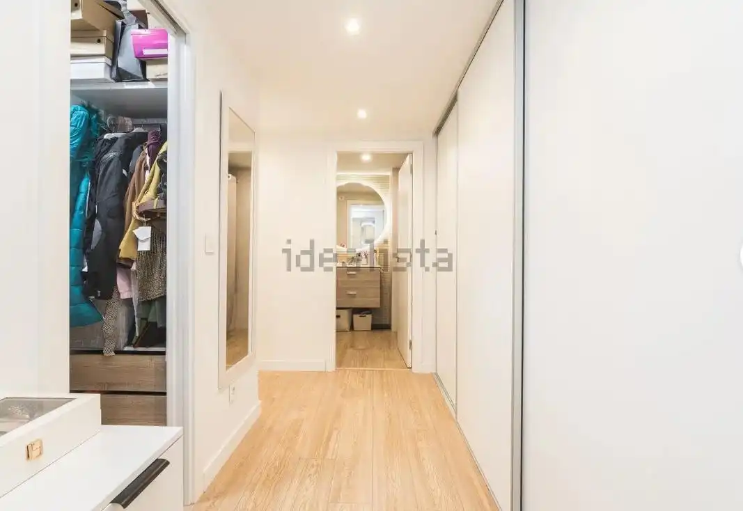 Flat for sale in Alicante / Alacant  with Air Conditioner, Heating and Storage room