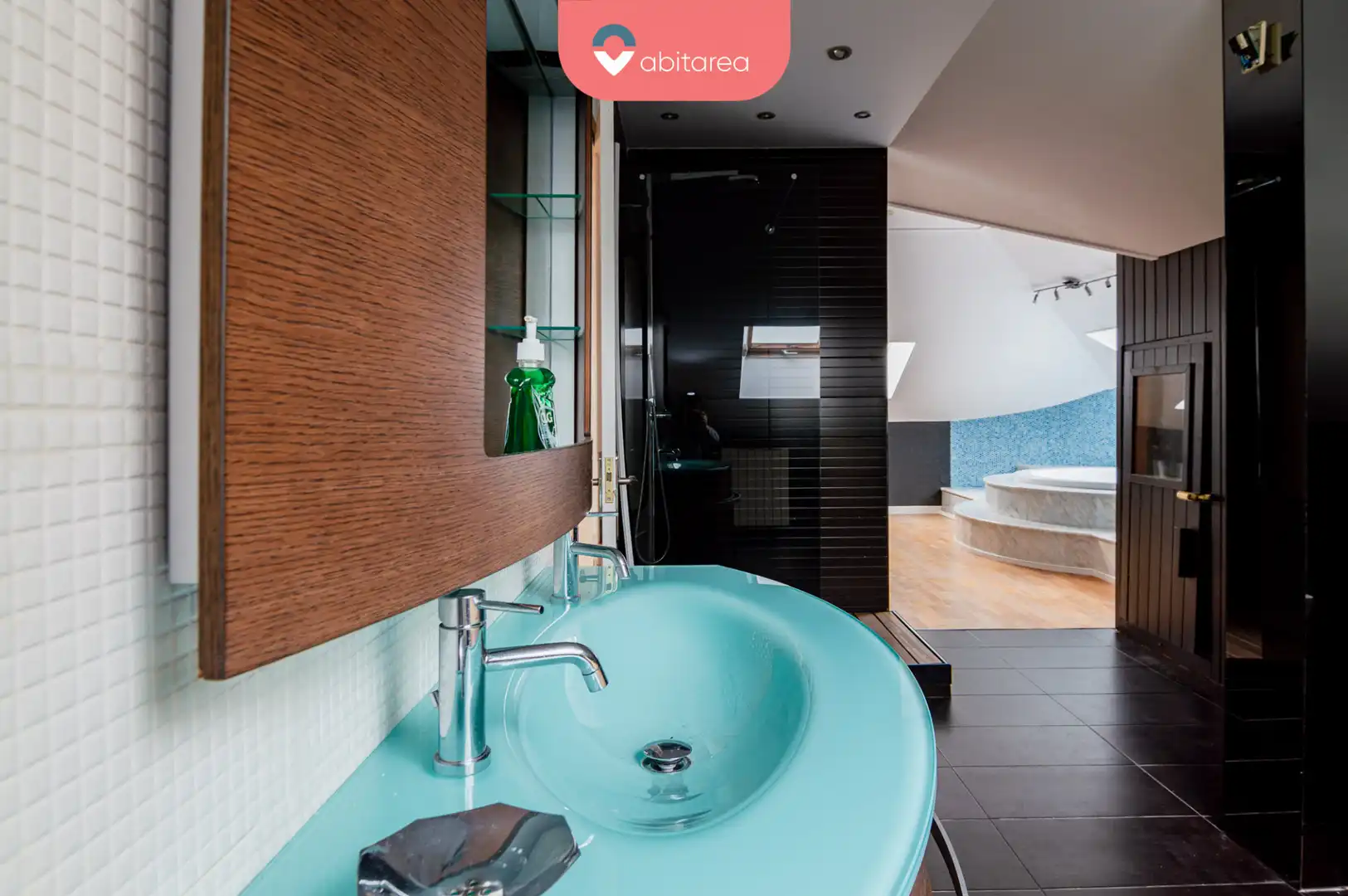 Baño de Casa o chalet en venta en Santa Cruz de Bezana con Calefacción, Jardín privado y Parquet