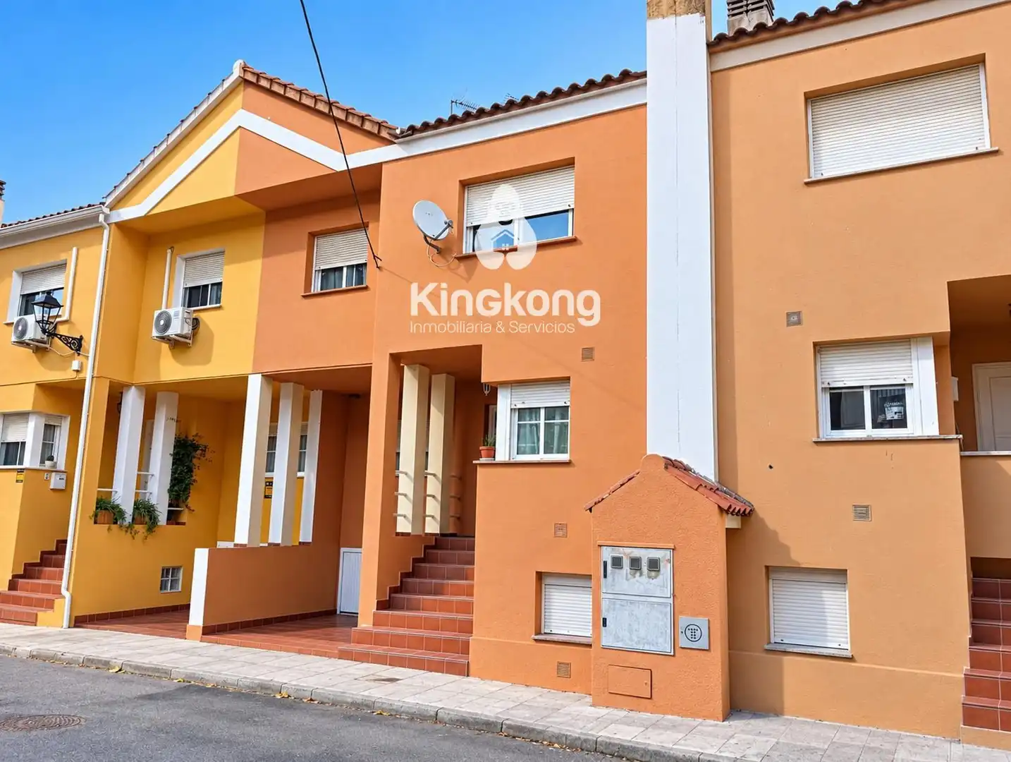 Maison mitoyenne avec jardin à vendre à Valdilecha