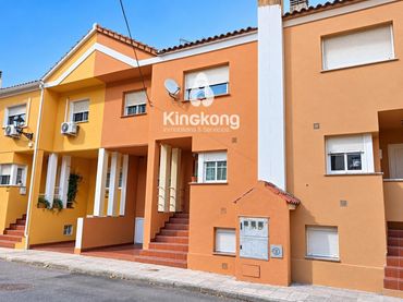 Terraced house with garden for sale in Valdilecha