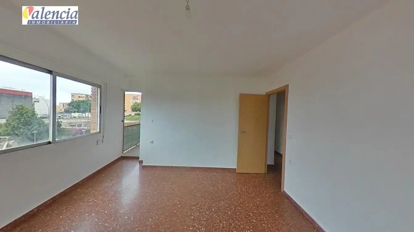 Bedroom of Flat for sale in Paterna