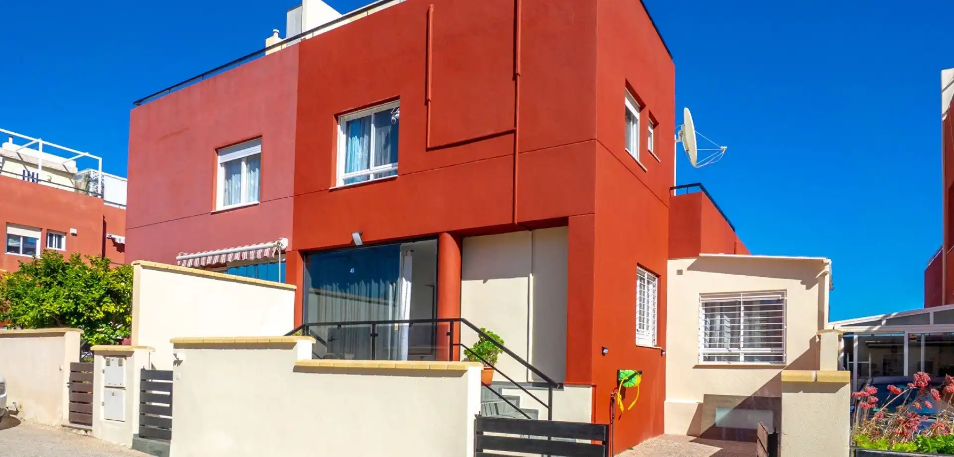 Vista exterior de Finca rústica en venta en Orihuela con Jardín privado, Terraza y Trastero