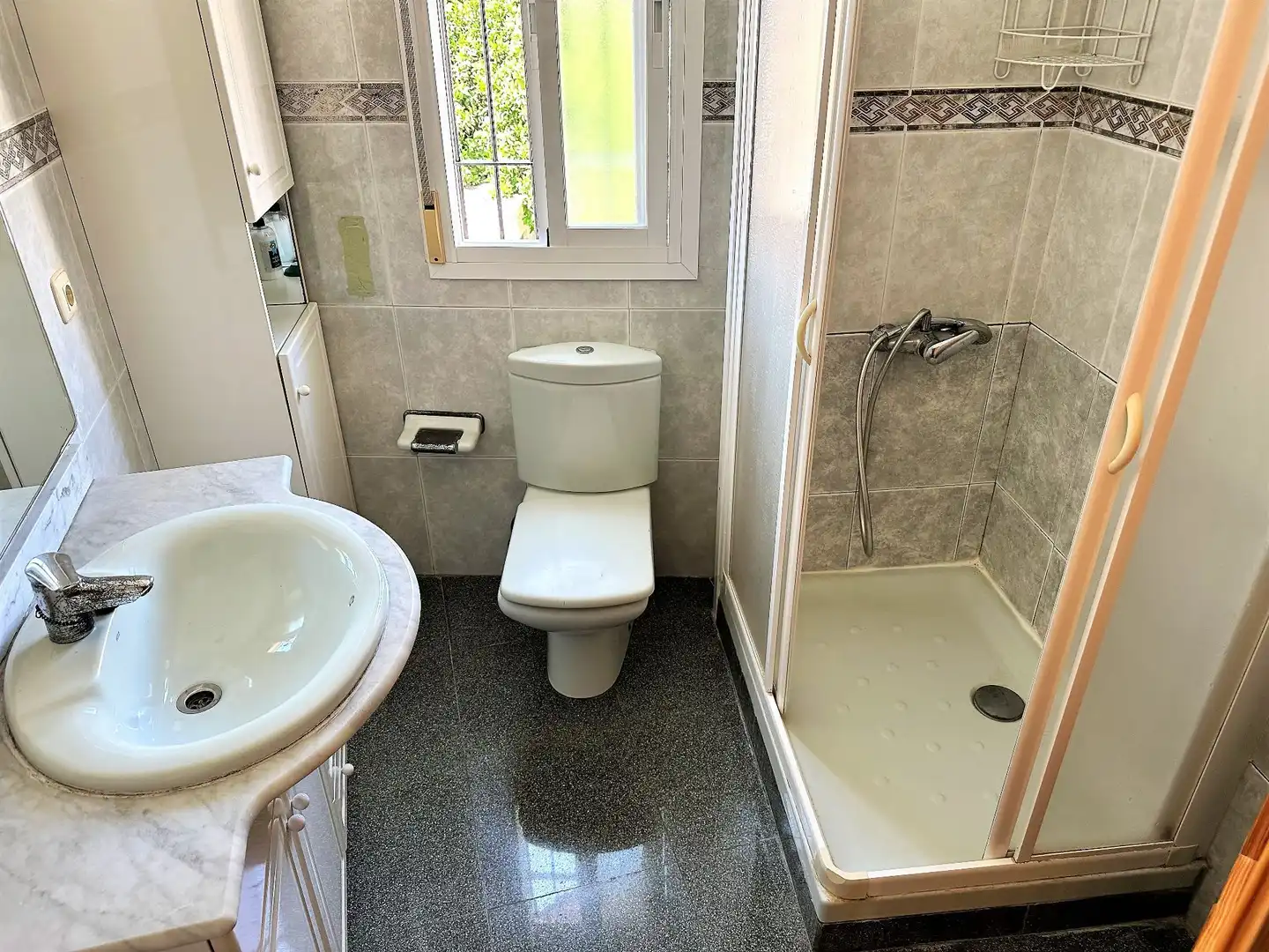 Bany de Casa o xalet en venda en Torrenueva Costa amb Aire condicionat i Traster