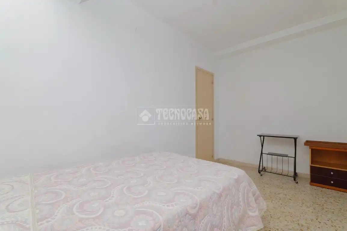 Bedroom of Flat for sale in Madrid  with Heating, Parquet flooring and Terrace