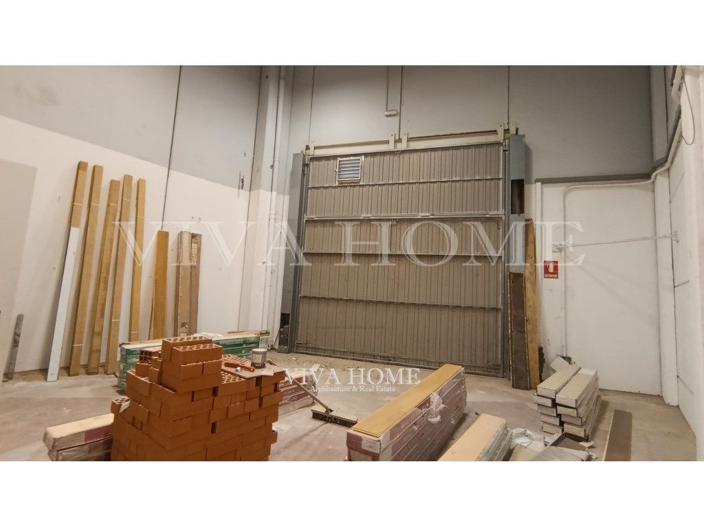 Fabrikhallen zum Verkauf in Rivas-Vaciamadrid