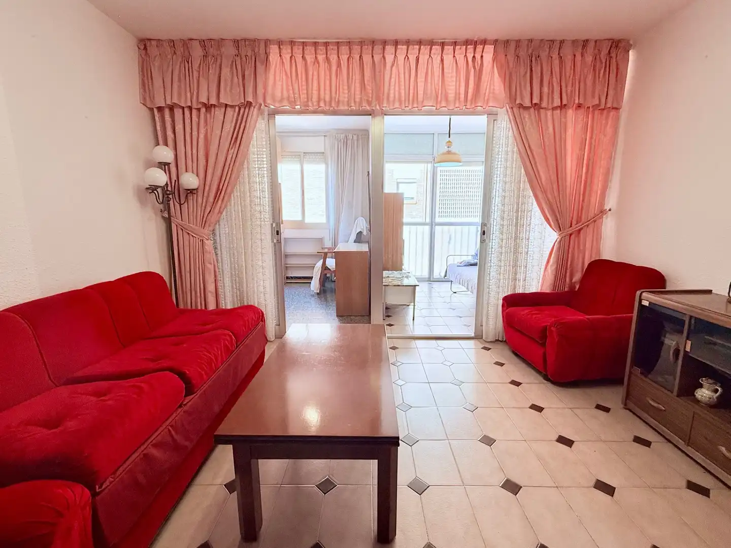 Sala de estar de Piso en venta en Sant Feliu de Llobregat con Horno