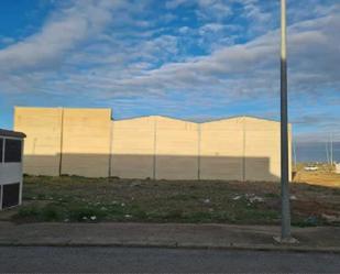 Vista exterior de Terreny industrial en venda en Llerena